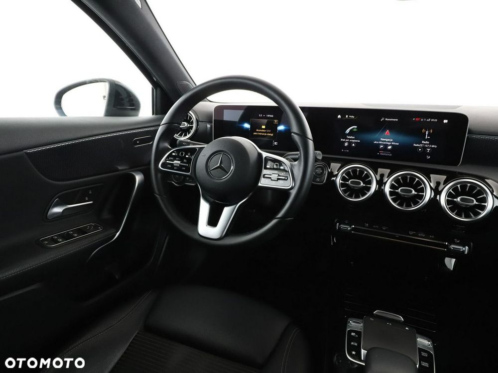 Mercedes-Benz Klasa A 200 7G-DCT - 17