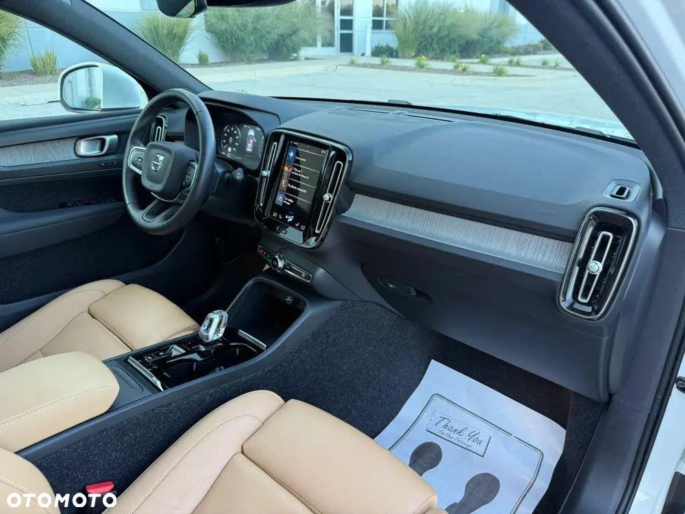 Volvo XC 40 B5 B AWD Ultimate Bright - 12