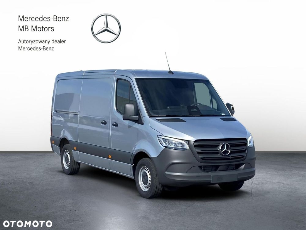 Mercedes-Benz Sprinter - 2