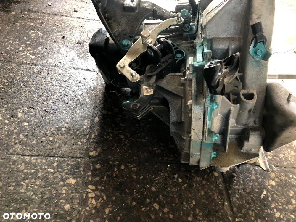 Skrzynia biegów Renault Captur I 1.5 DCI – JR5332 - 3