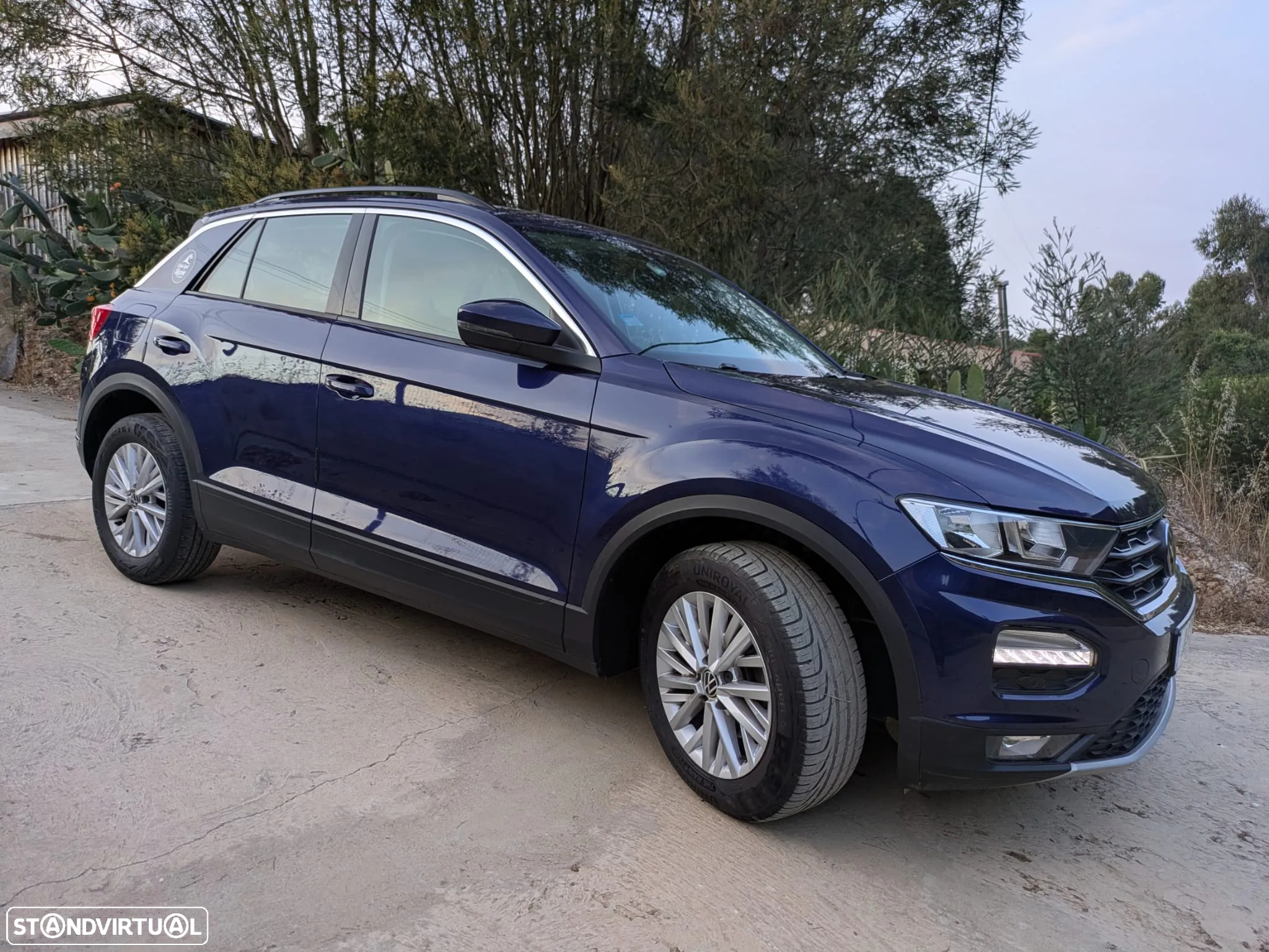 VW T-Roc 1.0 TSI - 19