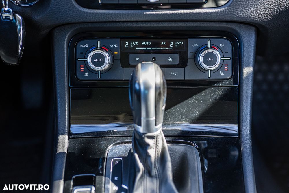 Volkswagen Touareg 3.0 V6 TDI SCR Blue Motion DPF Automatik - 28