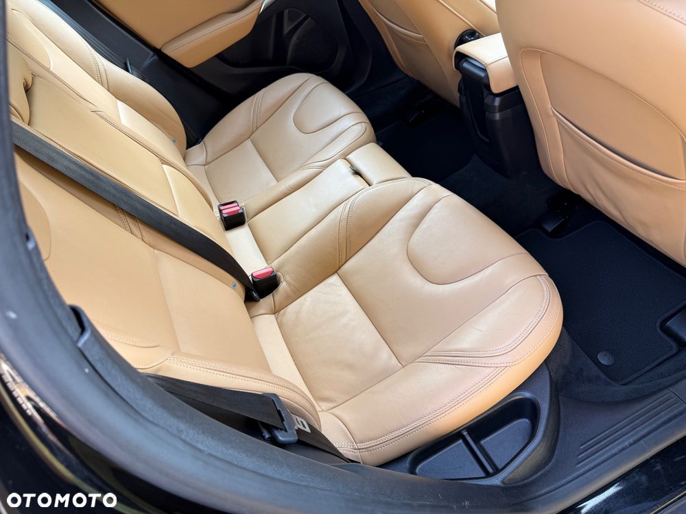 Volvo V40 Cross Country D2 Momentum - 35