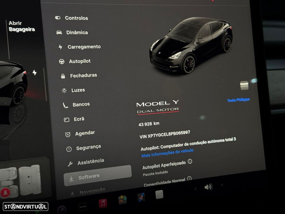 Tesla Model Y Performance Dual Motor AWD - 23