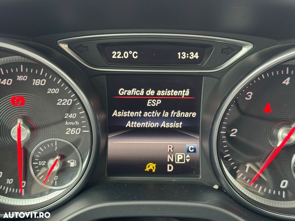 Mercedes-Benz GLA - 22