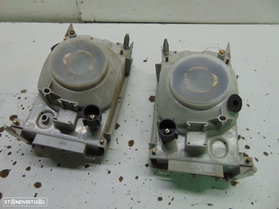 Renault 9 faróis - 5