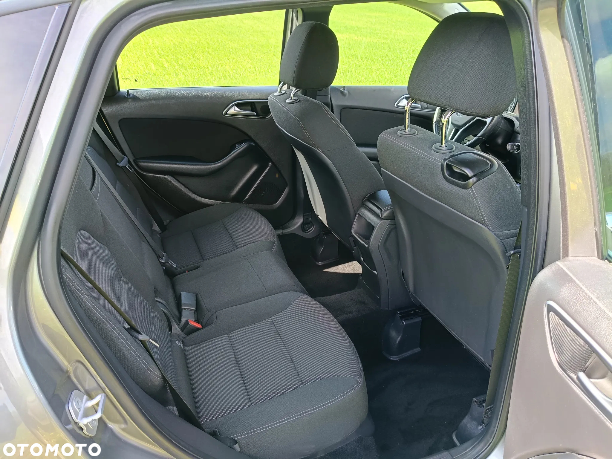 Mercedes-Benz Klasa B 180 (BlueEFFICIENCY) - 5