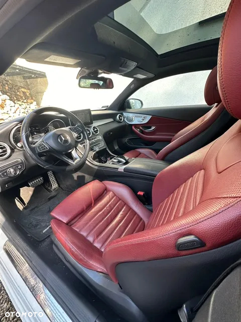 Mercedes-Benz Klasa C 300 Coupe 9G-TRONIC - 13