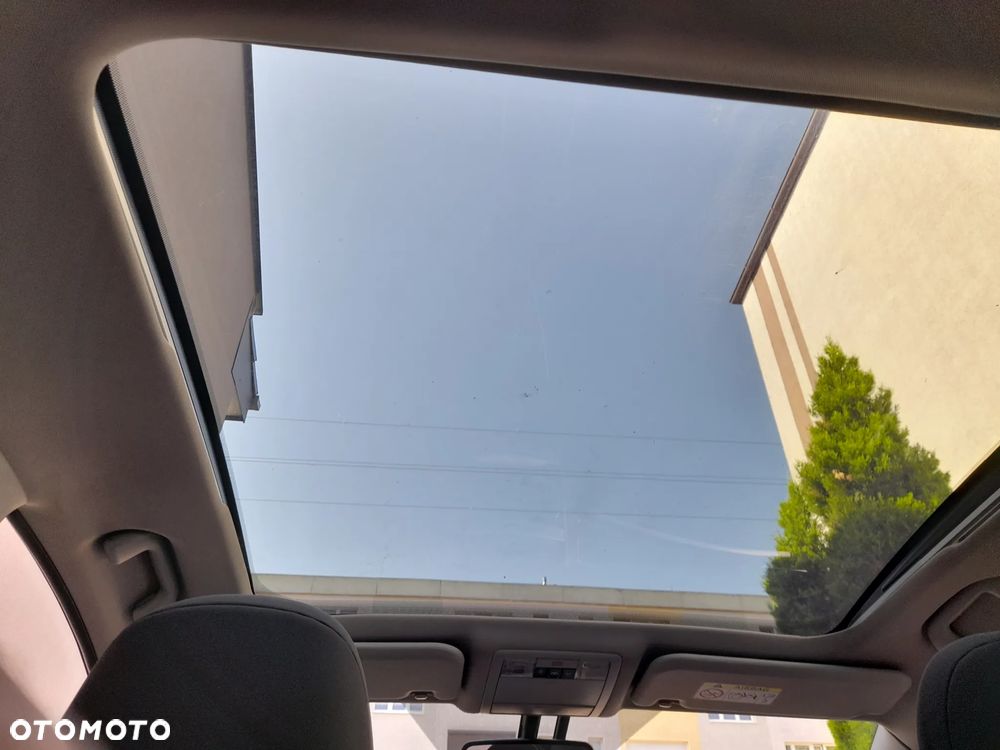 Toyota Verso 1.8 Premium - 10