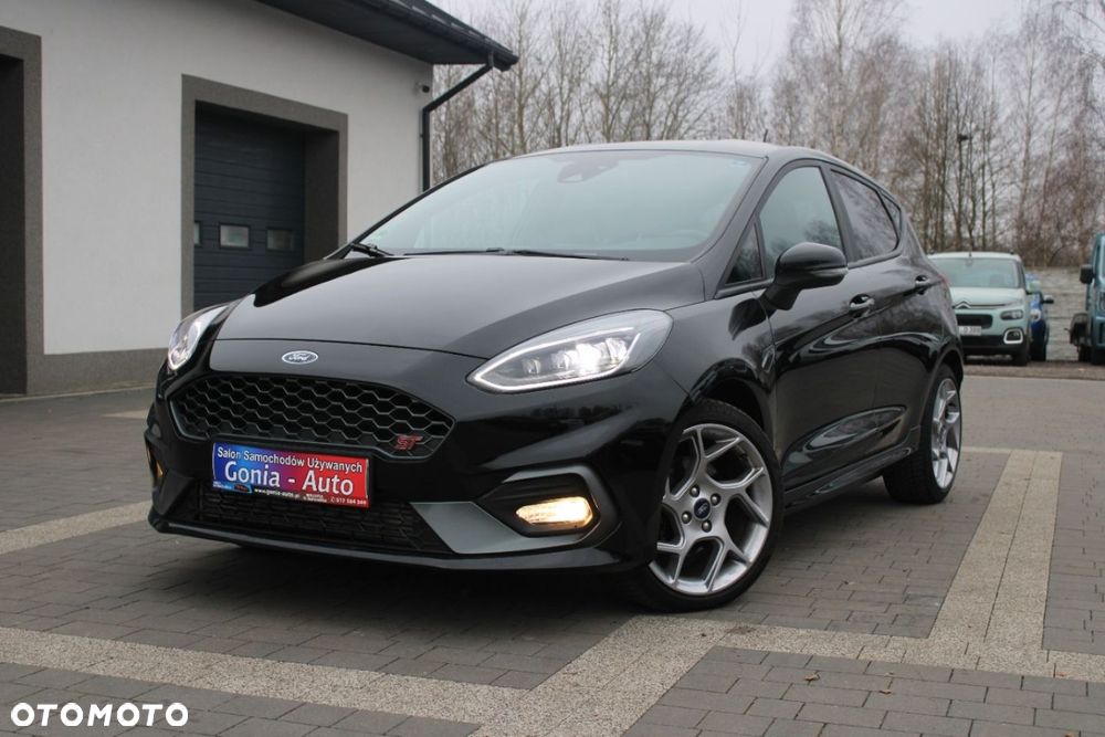Ford Fiesta - 2