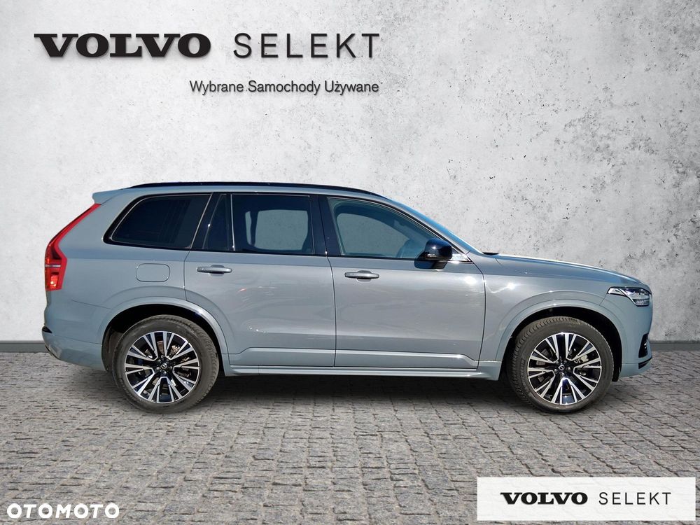 Volvo XC 90 - 8