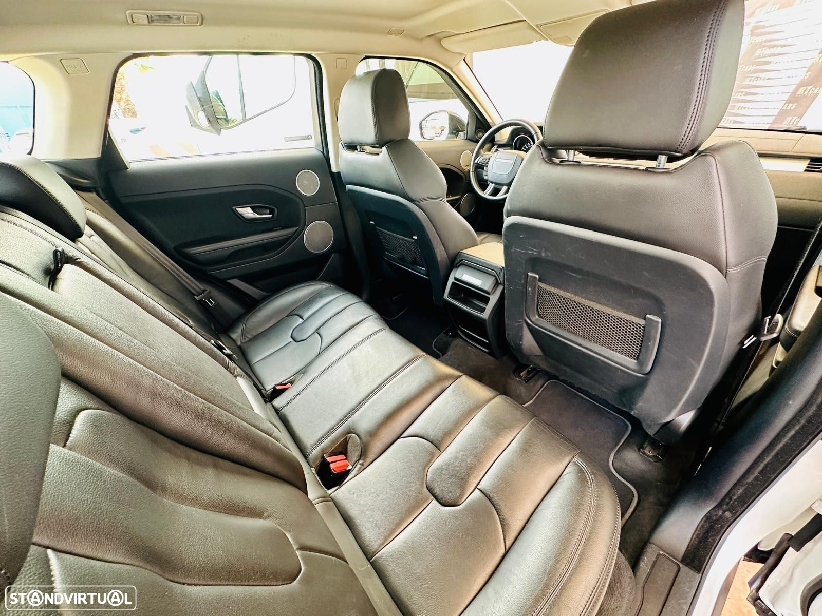 Land Rover Range Rover Evoque 2.2 eD4 Pure - 37