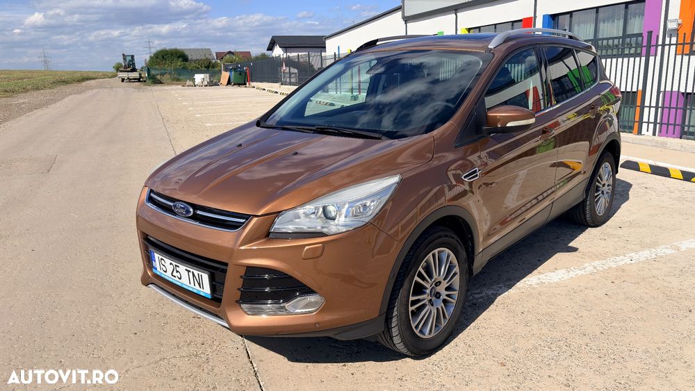 Ford Kuga - 1