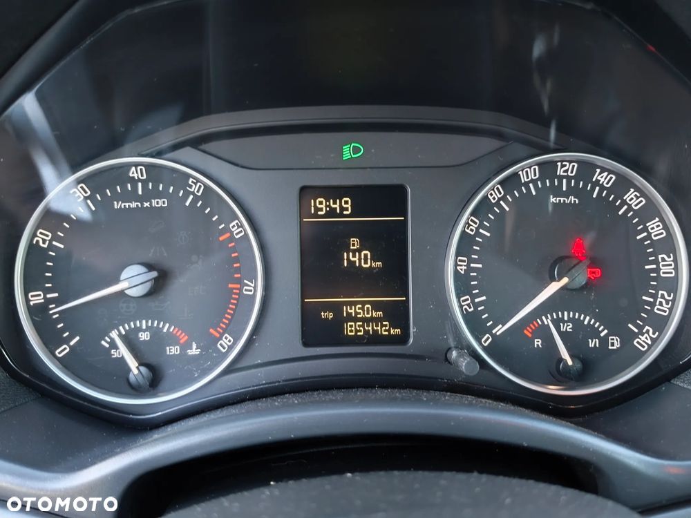 Skoda Octavia 1.6 Family Plus - 29