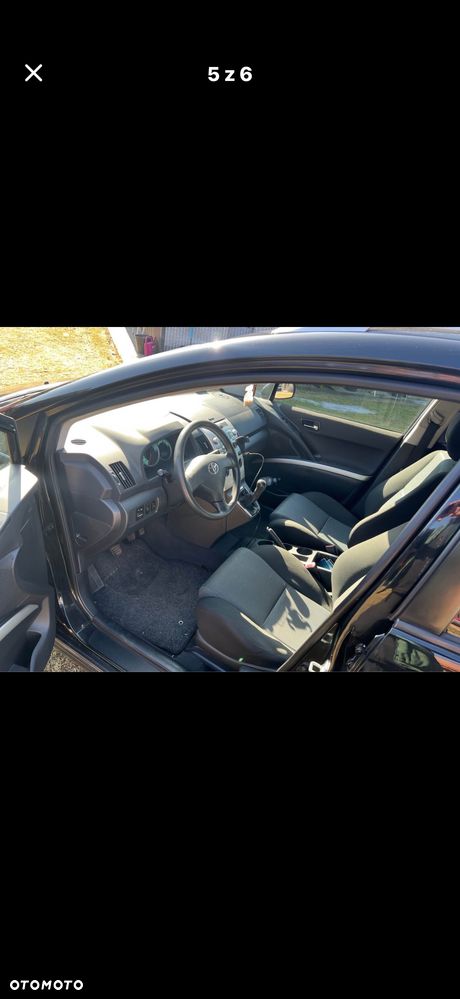 Toyota Corolla Verso 2.0 D-4D Terra - 4