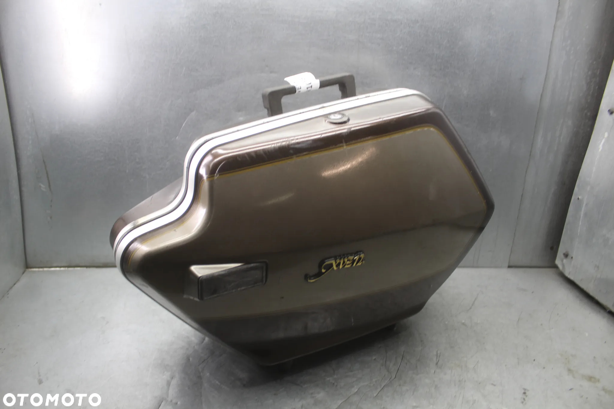 Yamaha XVZ 1200 VENTURE 1300 V-Max Kufer boczny - 3