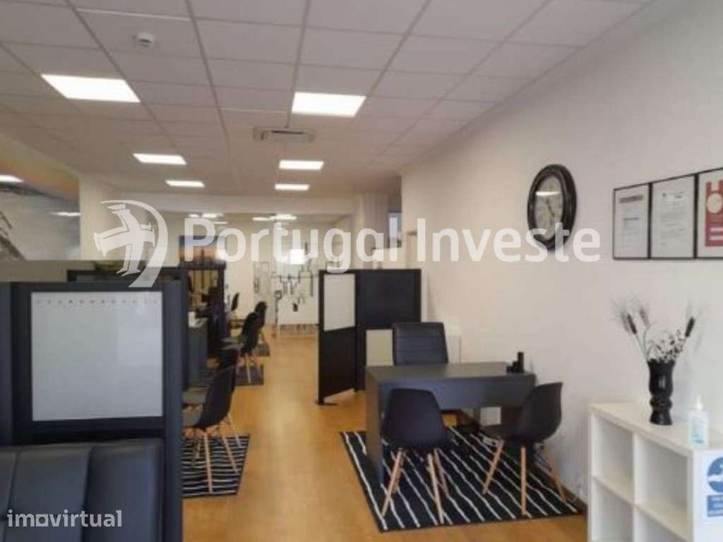 Loja com 120 m² em São Sebastião, Setúbal - Localização Estratégica... - Grande imagem: 3/11