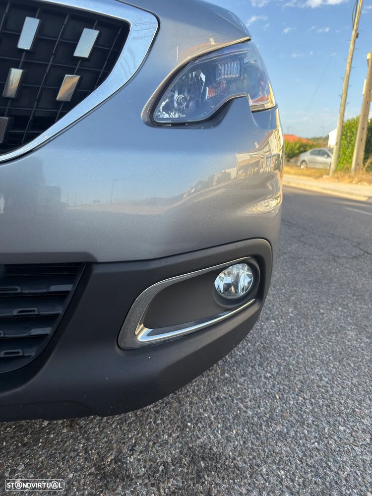 Peugeot 2008 - 11