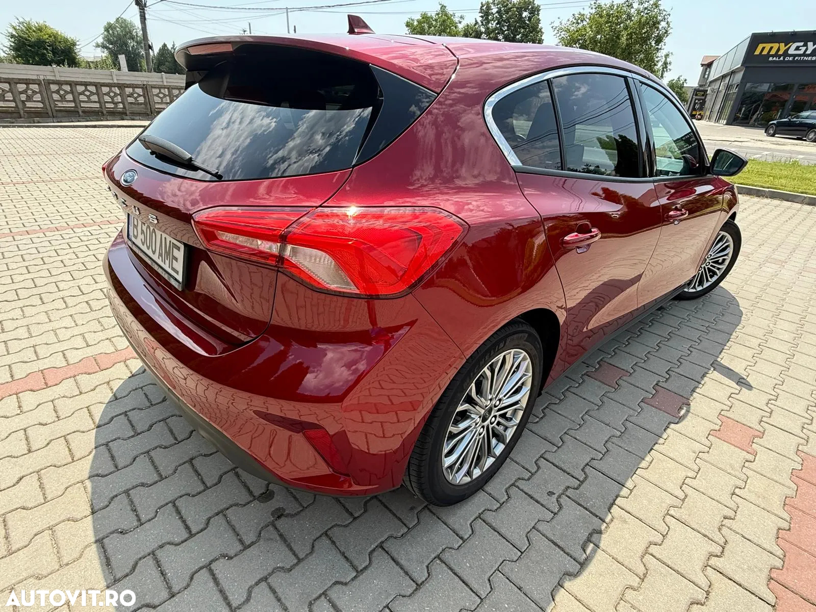 Ford Focus 1.0 EcoBoost Titanium - 12