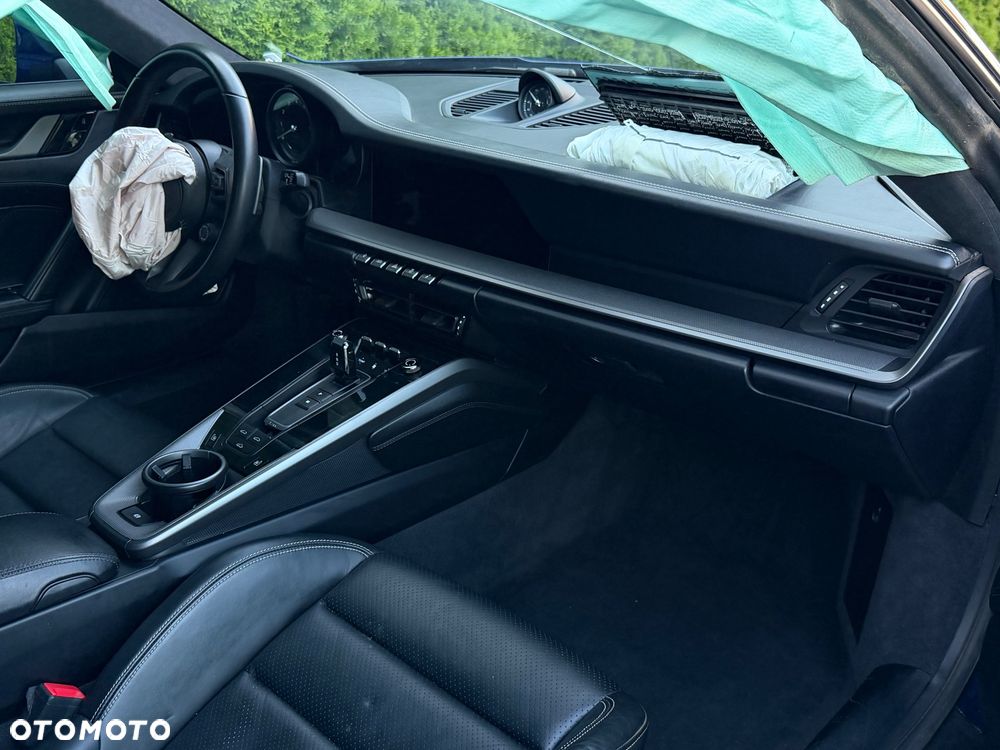 Porsche 911 Carrera 4S PDK - 14