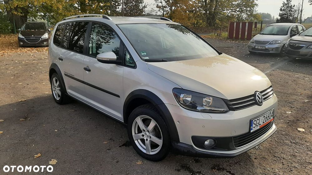 Volkswagen Touran 2.0 TDI DPF Cross - 11