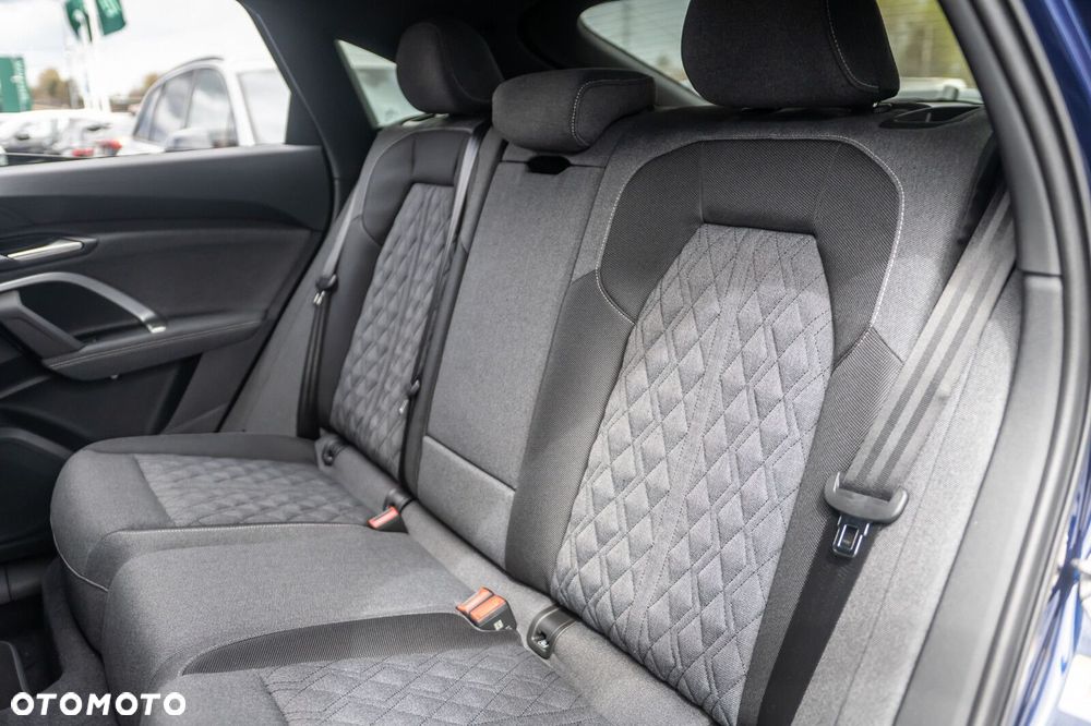 Audi Q5 Sportback - 15