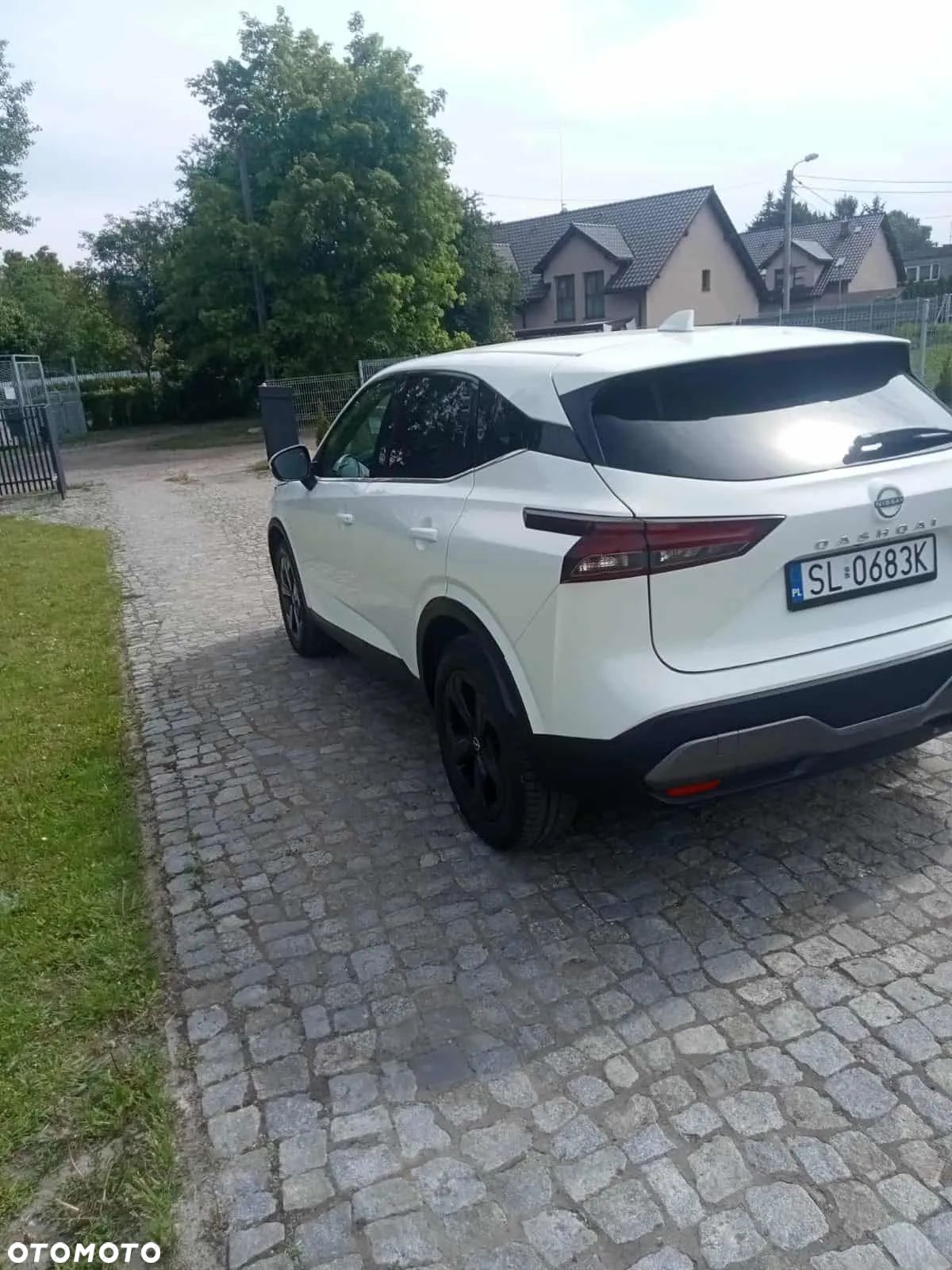 Nissan Qashqai - 1
