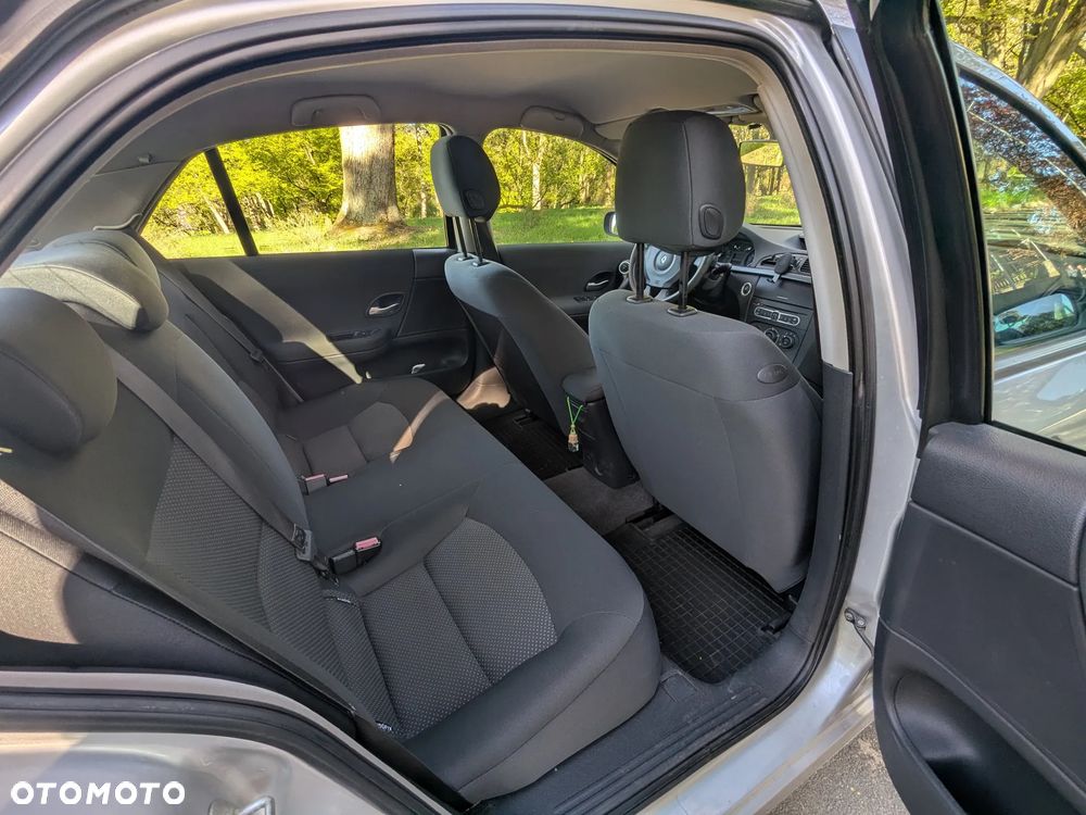 Renault Laguna 1.6 Confort Expression - 10