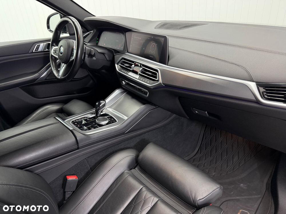 BMW X6 xDrive30d - 26