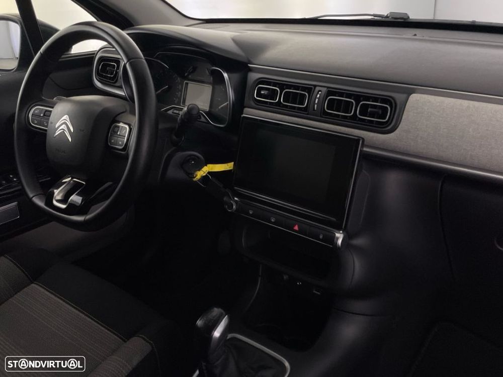 Citroën C3 1.2 PureTech Shine - 17