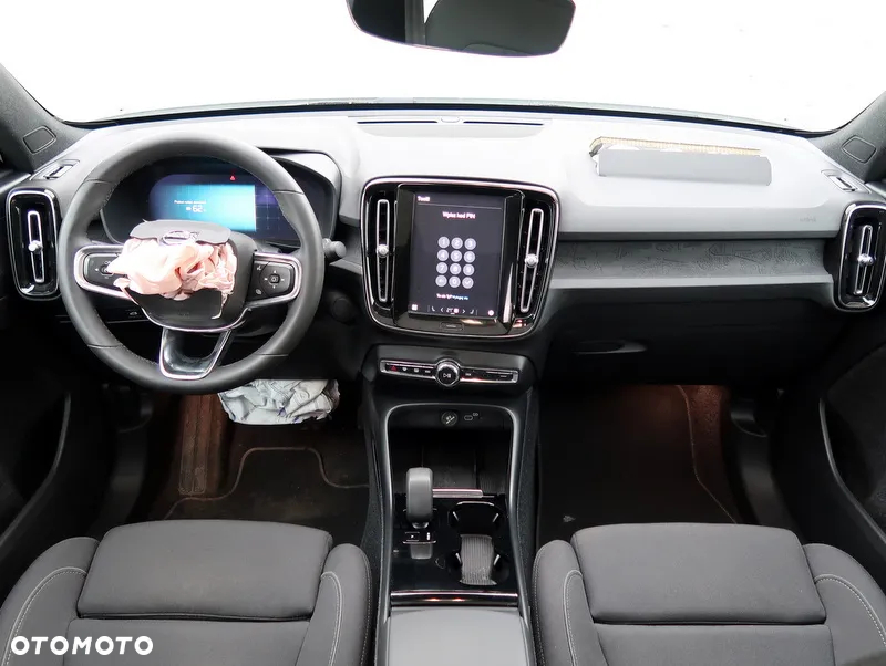 Volvo C40 - 11