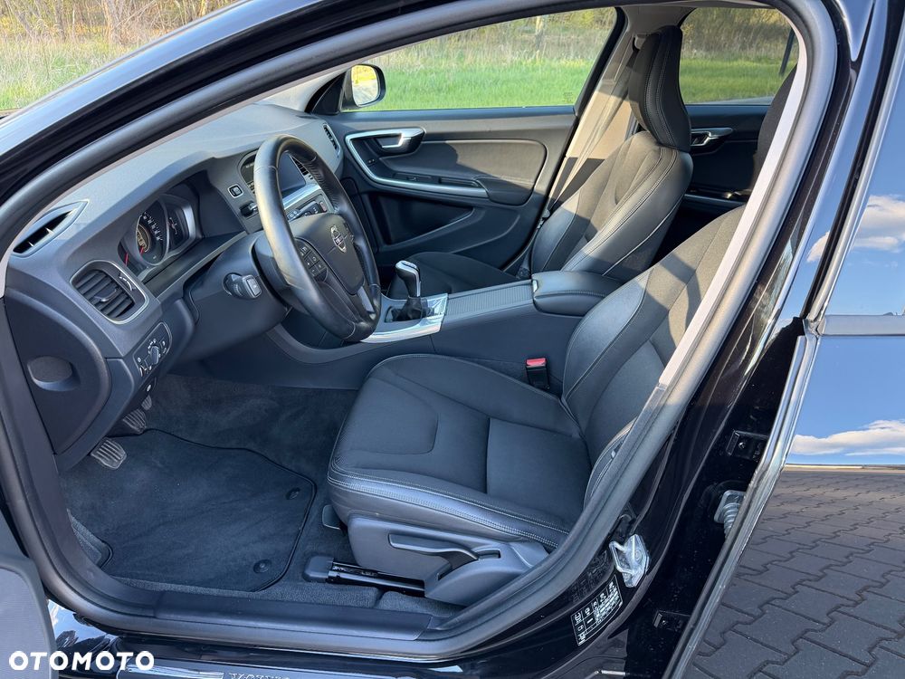 Volvo V60 - 12