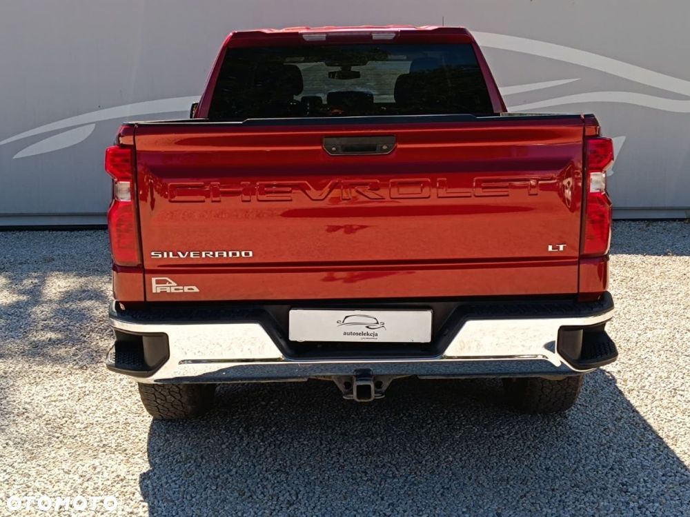 Chevrolet Silverado - 16