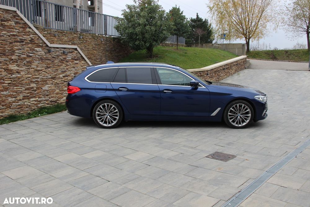 BMW Seria 5 530d xDrive Touring Aut. Luxury Line - 7