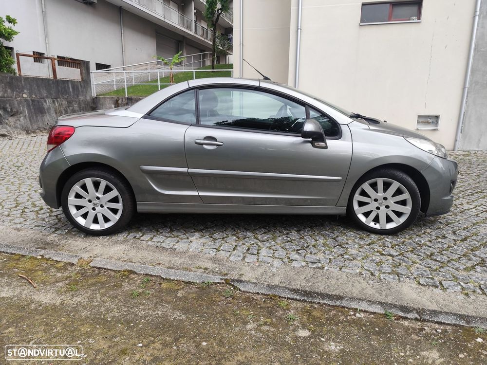 Peugeot 207 CC 1.6 HDi FAP Sport - 24