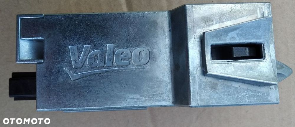 Ford Focus MK3  Blokada kierownicy stacyjka - 3