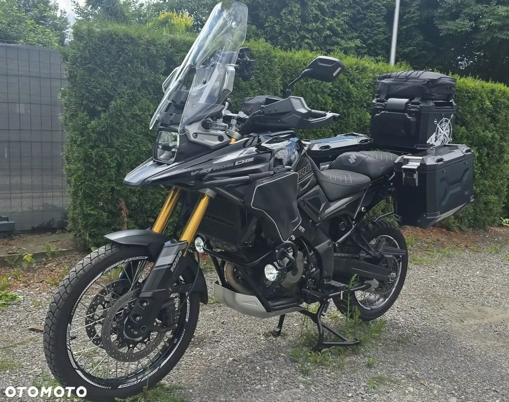 Suzuki V-STROM - 9