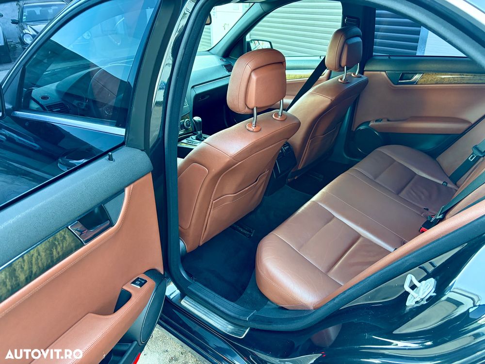 MERCEDES-BENZ C-Class 2010 — imagine 6