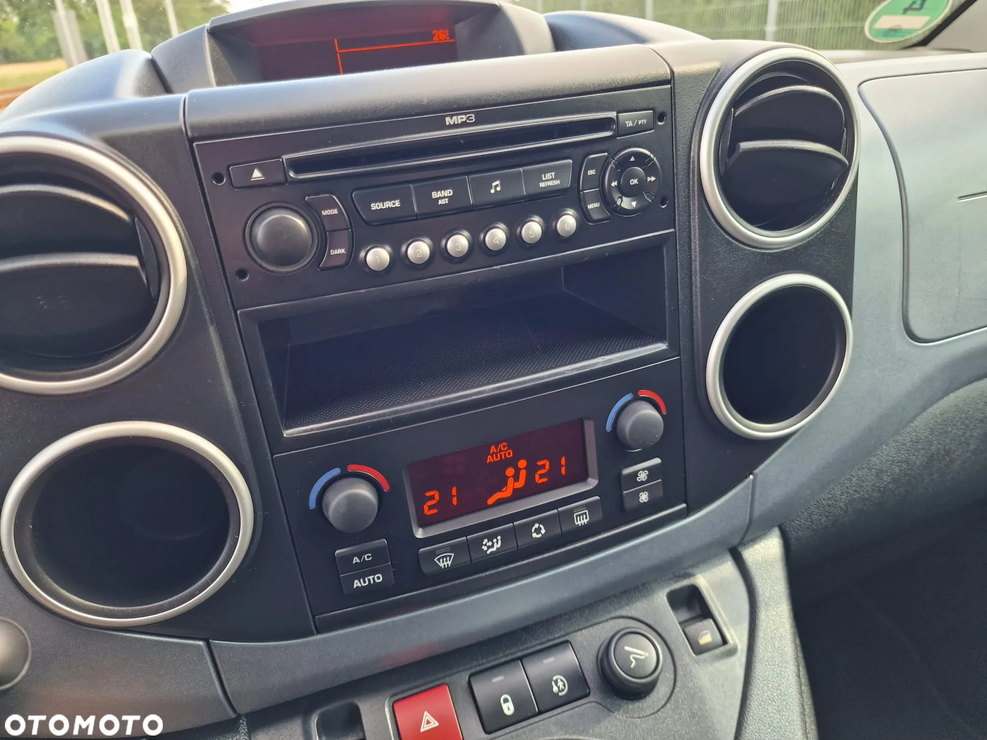 Citroën Berlingo 1.6 HDi 110 FAP XTR - 12