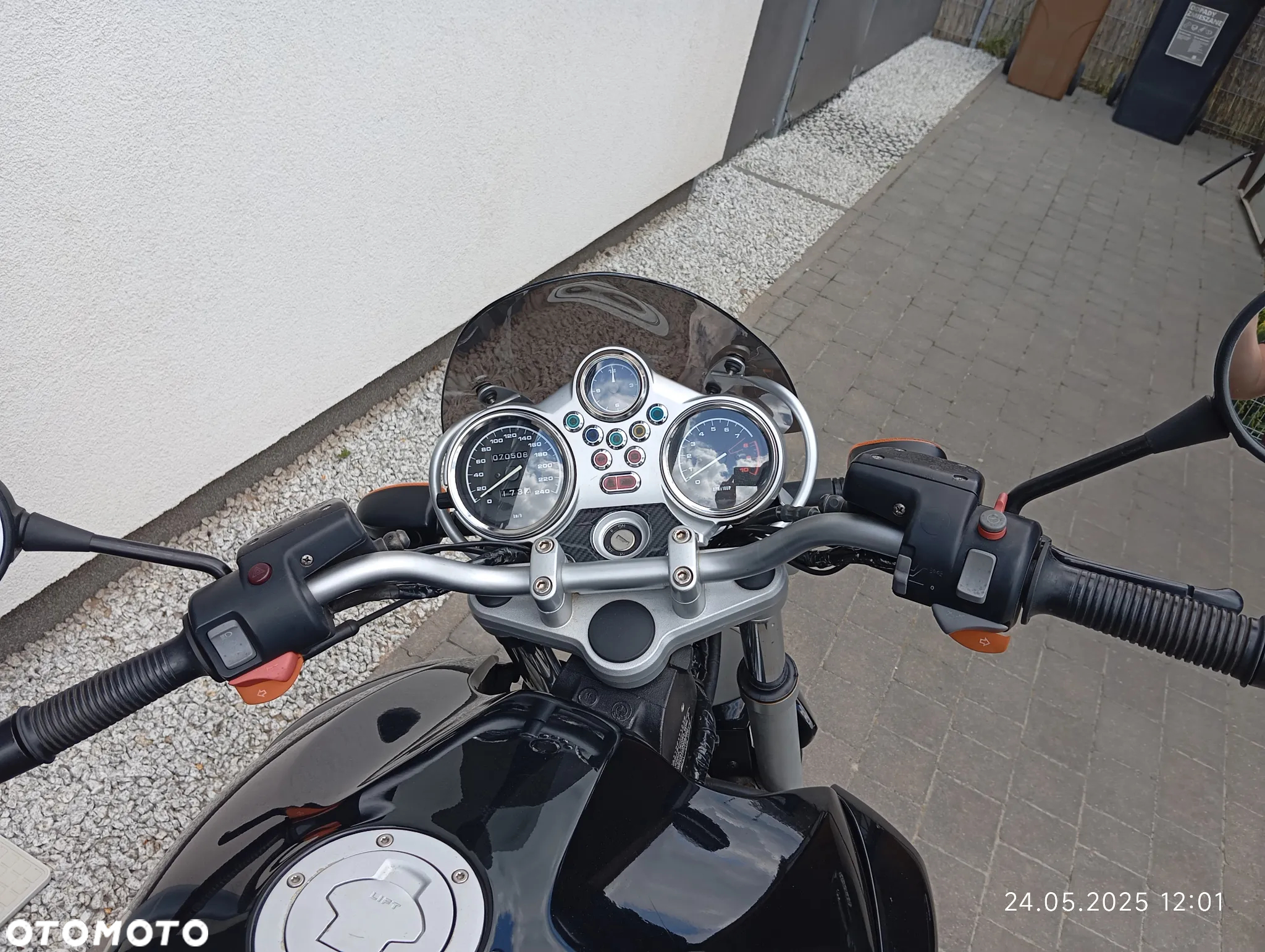 BMW R - 6