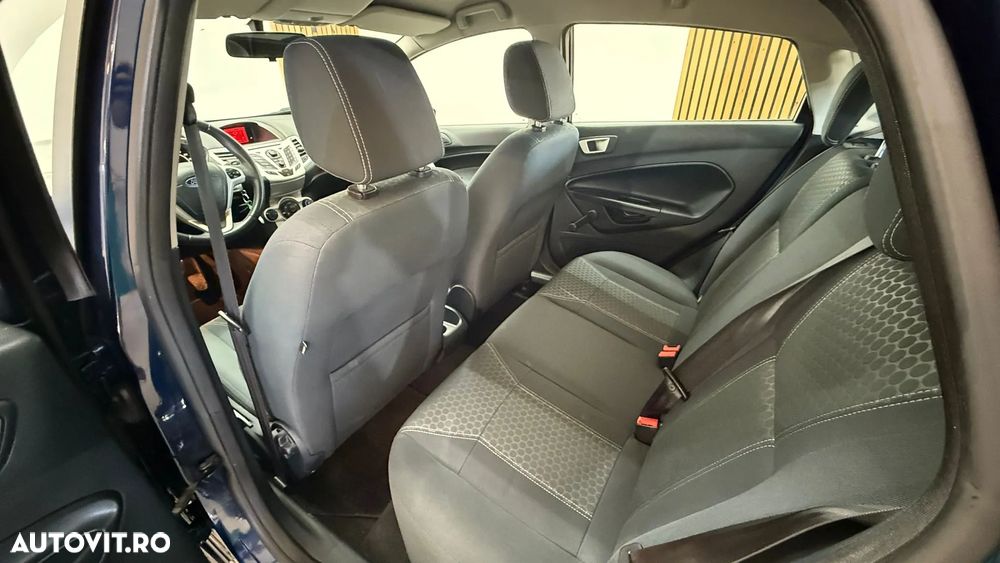 Ford Fiesta 1.6 TDCI Titanium - 24