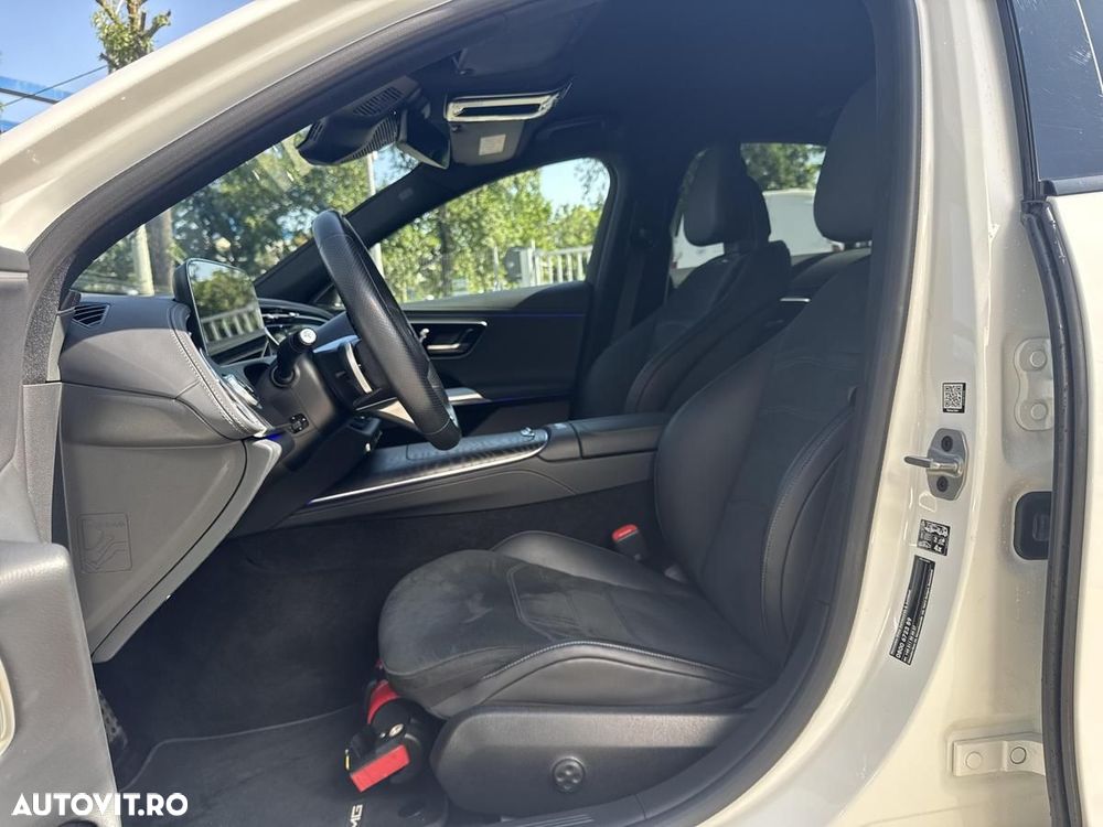 Mercedes-Benz E - 15