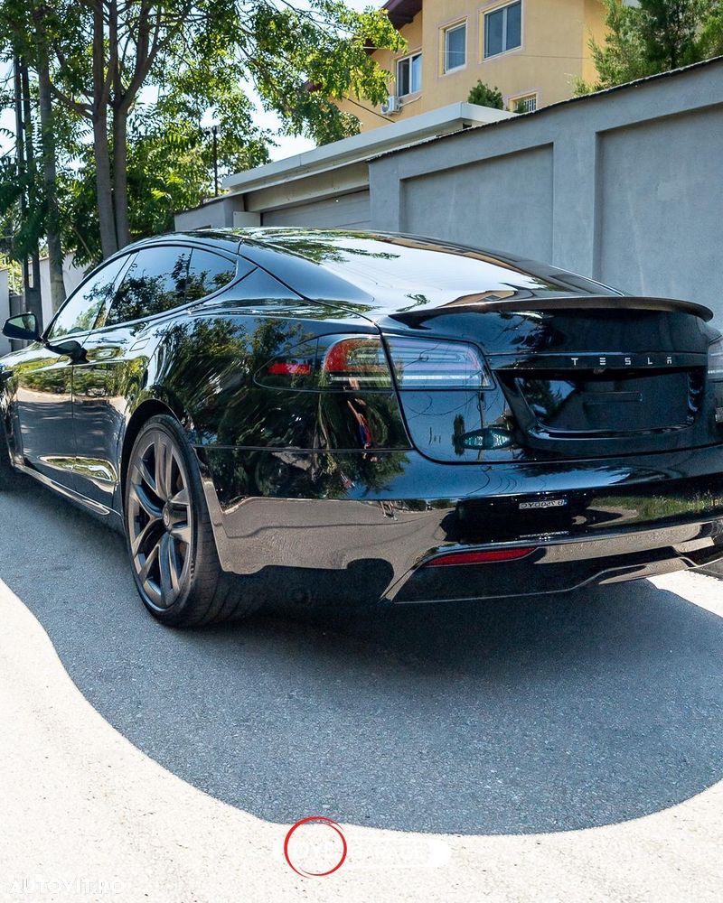 Tesla Model S Plaid - 5