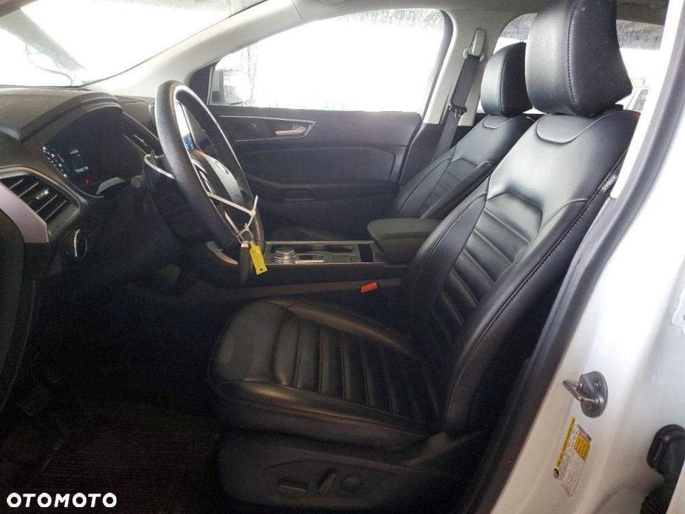 Ford Edge - 7