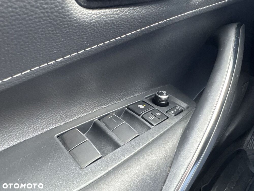 Toyota Corolla 1.8 Hybrid Style - 19