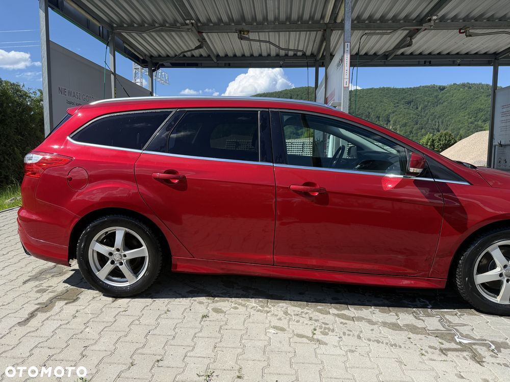 Ford Focus 1.6 EcoBoost Titanium - 6