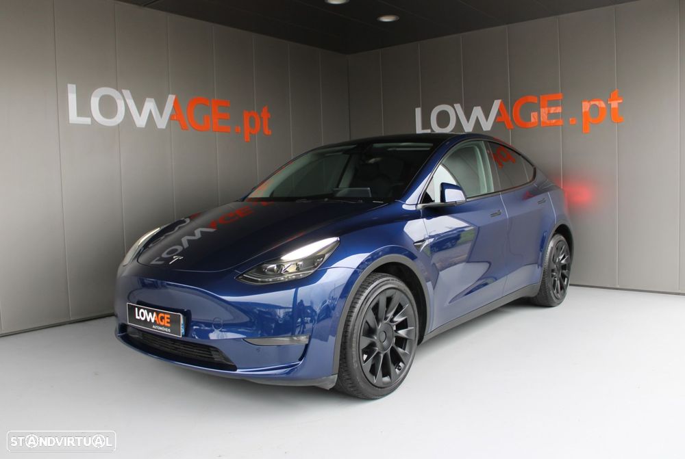 Tesla Model Y Long Range Dual Motor AWD - 29