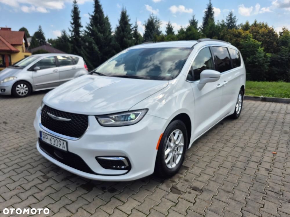 Chrysler Pacifica - 31