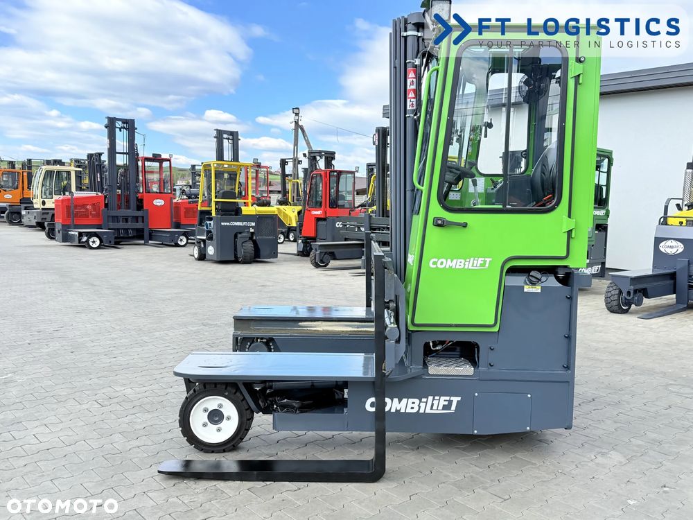Combilift WÓZEK CZTEROKIERUNKOWY - WIELOKIERUNKOWY - SPRZEDAŻ - WYNAJEM | COMBILIFT C3000 | DIESEL | TRIPLEX 5952MM | SZEROKI POZYCJONER WIDEŁ 2700MM | WOLNY SKOK | STAN IDEALNY | Szeroka oferta wózków czterokierunkowych i bocznych, dopasowanych do różnorodnych potrzeb i zastosowań - 11
