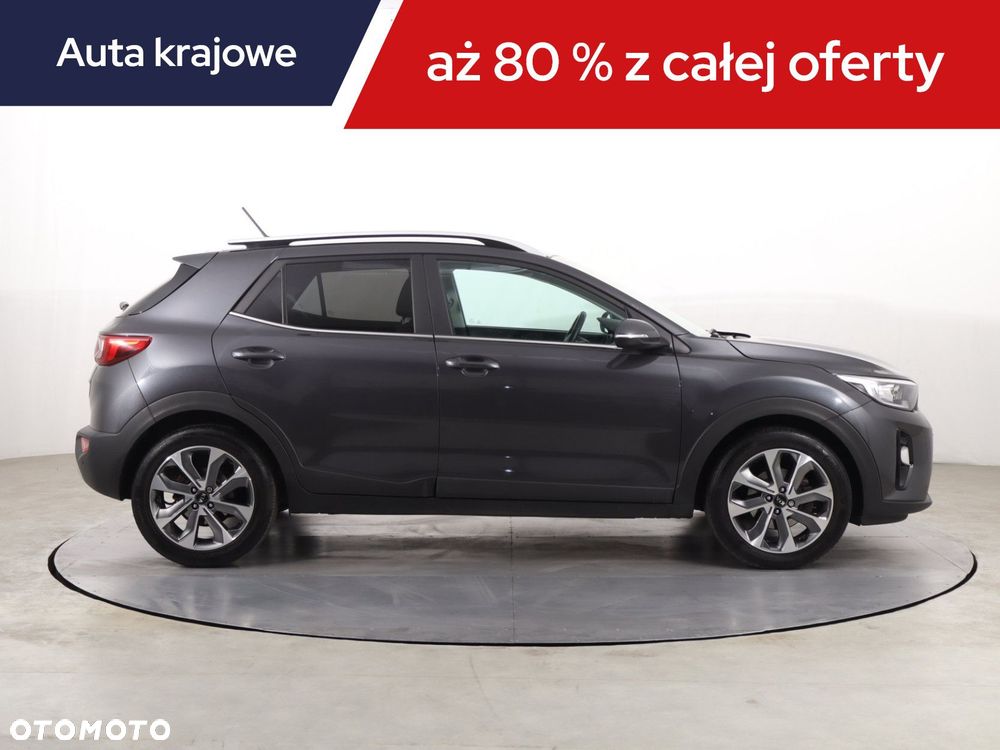 Kia Stonic - 8